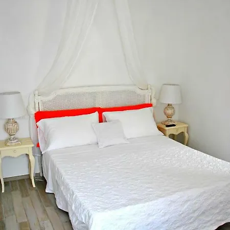 Le Azalee Bed & Breakfast